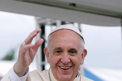 Adio emoționant pentru Papa Francisc: Sicriul suveranului pontif, adus la Biserica Sfânta Maria Maggiore