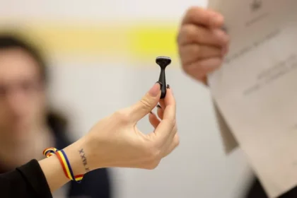 Buletinul de vot pentru turul 2 al prezidențialelor: Află greșelile care-ți pot anula votul!