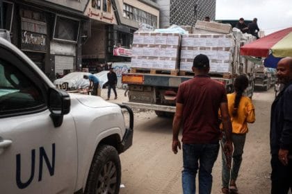 Israelul deschide parțial porțile Gaza: Primele camioane ONU cu ajutoare după aproape trei luni de blocadă