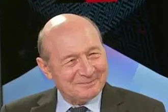 Traian Băsescu: „PNL și PSD trebuie să se reformeze / Un guvern minoritar nu este o soluție într-o situație de criză”