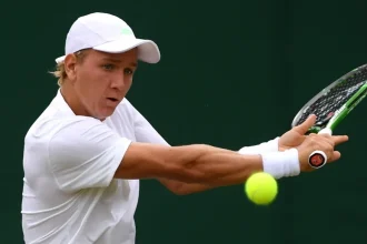 Singurul jucător român înscris în calificări la Roland Garros a obținut o victorie mare. A revenit miraculos în decisiv
