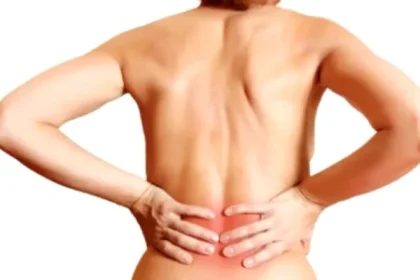 5 obiceiuri zilnice care îți distrug coloana vertebrală și îți provoacă dureri de spate fără să realizezi