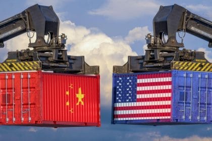 SUA intensifică războiul comercial cu China prin suspendarea vânzărilor de motoare de avion