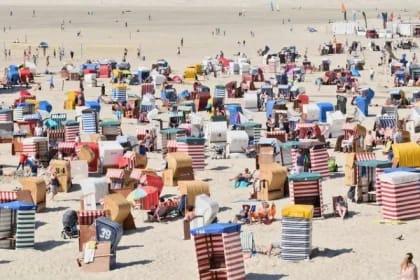 Stațiunea de la Marea Neagră cu amenzi de până la 1.000 lei pentru neplata parcării. Unde găsești parcare gratuită pe litoral