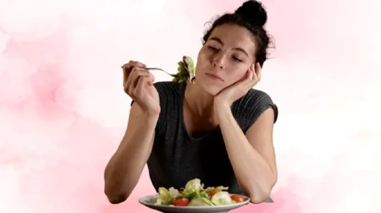 5 obiceiuri zilnice care îți sabotează energia și metabolismul, chiar dacă mănânci sănătos