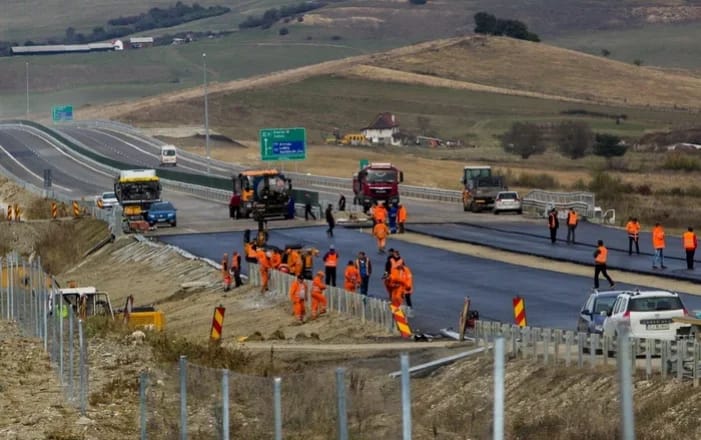 Iată o variantă mai captivantă a titlului: „Noua porțiune de autostradă care se deschide săptămâna aceasta - informații esențiale pentru șoferi Iată o variantă mai captivantă a titlului:
„Noua porțiune de autostradă care se deschide săptămâna aceasta – informații esențiale pentru șoferi