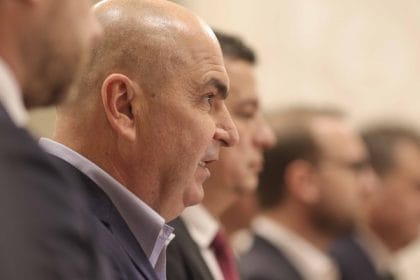 Negocieri cruciale pentru formarea Guvernului: PSD impune condiții stricte pentru acceptarea lui Ilie Bolojan ca premier (surse)