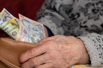Pensia medie lunară a crescut cu peste 20% în primul trimestru, ajungând la 2.916 lei