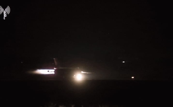 Israelul lansează atacuri asupra Iranului: Explozii puternice la Teheran și în centrul programului nuclear iranian, în contextul unei ofensive cu 100 de drone spre Israel