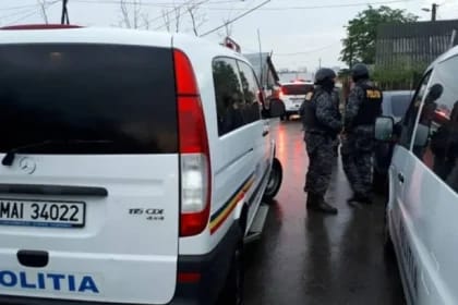 Trei oameni de afaceri reţinuţi, alţi trei sub control judiciar în dosarul fraudelor de TVA cu un prejudiciu de peste 9 milioane de euro