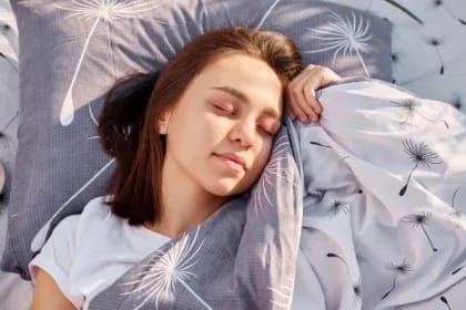 Somn profund și odihnitor: Metode naturale care dau rezultate garantate