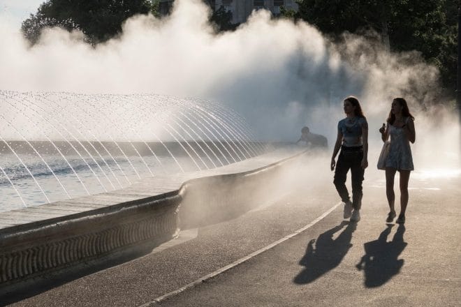 Canicula revine în sudul țării: Temperaturile urcă până la 35 de grade în aceste județe Canicula revine în sudul țării: Temperaturile urcă până la 35 de grade în aceste județe