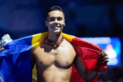 David Popovici transmite un mesaj emoționant fanilor după performanța istorică la Campionatul Mondial de Natație de la Singapore