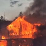Incendiu puternic la grajdul unei pensiuni din Râșnov: Arafat confirmă că nu există victime