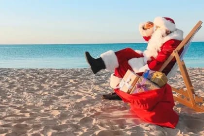 Țara unde Crăciunul se sărbătorește de două ori pe an: o tradiție ce a devenit esențială pentru locuitori, cu brazi împodobiți și daruri oferite în iulie