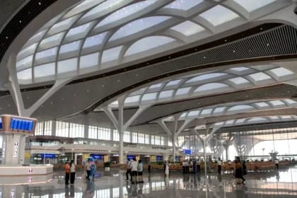 Cea mai mare gară din lume a fost inaugurată, cu un terminal care acoperă o suprafață uriașă echivalentă cu 170 de terenuri de fotbal