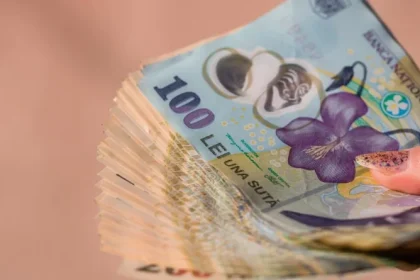 Șefii din ANRE, ASF și ANCOM își văd salariile tăiate drastic cu 30%