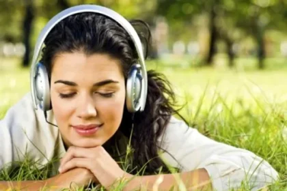 Muzicoterapia: secretul care alină durerea, reduce anxietatea și scade tensiunea arterială