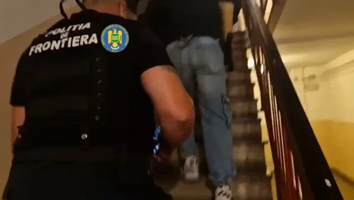 DIICOT a destructurat o fabrică clandestină de țigări operată de români, moldoveni și ucraineni