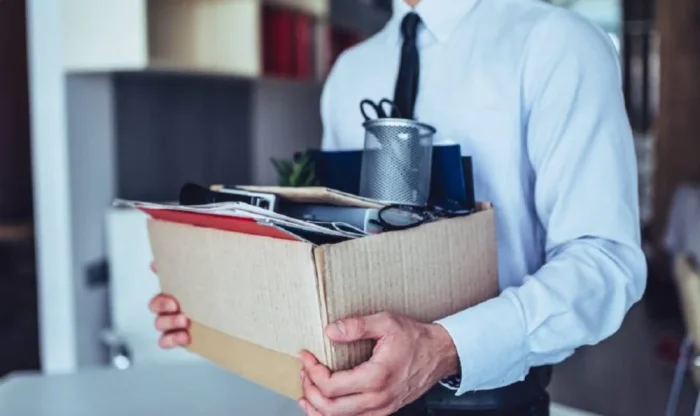 Tăvălugul concedierilor a început: care sunt domeniile afectate și cum pot reacționa angajații, conform specialiștilor