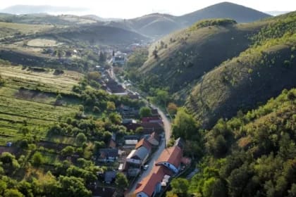 Satele cehe din Banatul Montan sărbătoresc două secole: secretele fascinante ale locurilor pitorești de pe Clisura Dunării