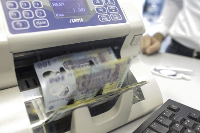 Ministerul Finanțelor anunță: Deficitul bugetar crește peste pragul de 4% din PIB