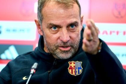 Hansi Flick transmite un avertisment dur jucătorilor Barcelonei după primul pas greșit în La Liga