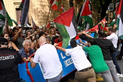 Haos și revoltă în Spania: mii de oameni au forțat o decizie fără precedent