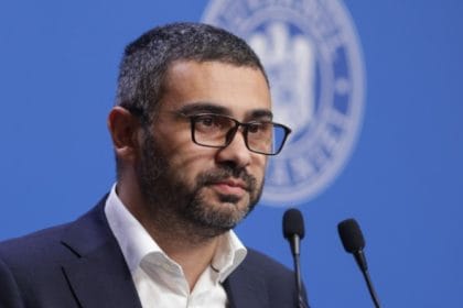 Ministrul Florin Manole asigură: Vor fi bani de pensii până la sfârșitul anului, dar numai prin economii rigorose