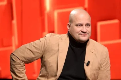 Șerban Huidu demolând Insula Iubirii: „Troglodiții” dintre concurenți și ispite