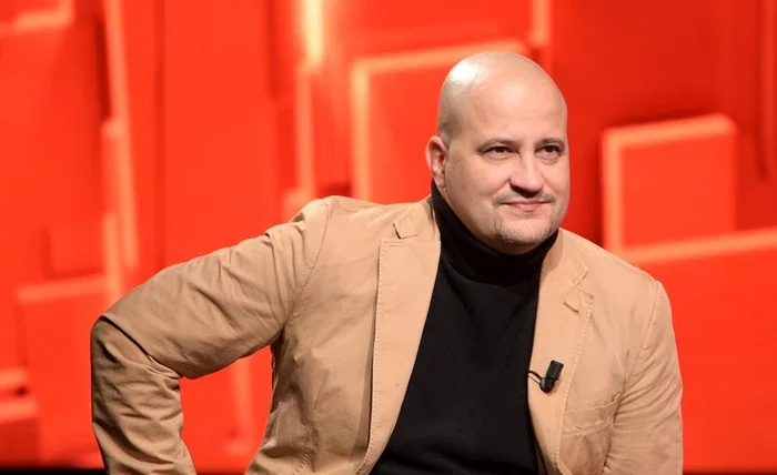 Șerban Huidu demolând Insula Iubirii: „Troglodiții” dintre concurenți și ispite