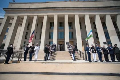 Atașatul militar al României în SUA convocat la Pentagon pentru discuții cruciale despre reducerea cheltuielilor NATO pe Flancul Estic