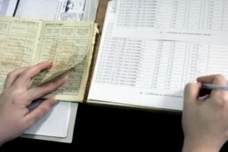 Merită să cumperi vechime în muncă? Află de ce pensia socială depășește asigurarea retroactivă cu 268 de lei