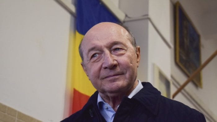 Traian Băsescu denunță neputința României în gestionarea dronei rusești: „Nu suntem capabili să doborâm o simplă dronă