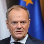Polonia neutralizează o dronă deasupra clădirilor guvernamentale din Varșovia: mesajul premierului Donald Tusk