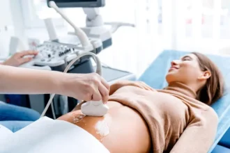 Ecografia 3D/4D dezvăluie detalii uimitoare despre viitorul copil