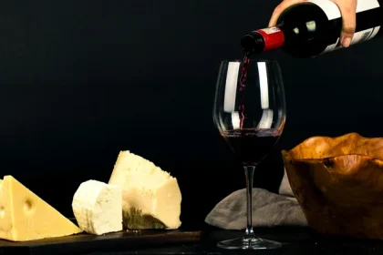 Ingredientul secret care transformă vinul făcut acasă din struguri în băutura perfect echilibrată, fără aciditate și gust acru