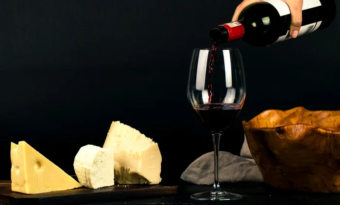 Ingredientul secret care transformă vinul făcut acasă din struguri în băutura perfect echilibrată, fără aciditate și gust acru