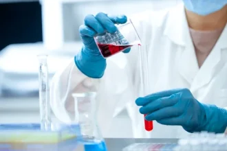 Alertă în spitale: Serratia, bacteria mortală care pune în pericol pacienții și metodele de tratament eficiente