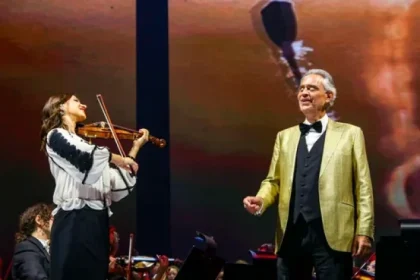 Celebra violonistă care a uimit publicul cântând alături de Andrea Bocelli și a devenit un fenomen mondial: „Când am câștigat prima bursă…