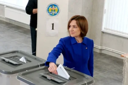 Partidul Maiei Sandu domină alegerile parlamentare din Republica Moldova cu peste 50% din voturi