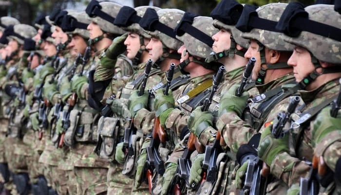 Stagiul militar voluntar dezvăluit de un general NATO: cine poate participa și ce beneficii oferă