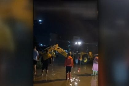 Ciclonul Barbara lovește Mangalia: Străzi inundate cu apă de jumătate de metru