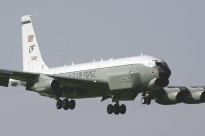 RC-135U american de spionaj survolează Kaliningrad – află de unde a decolat