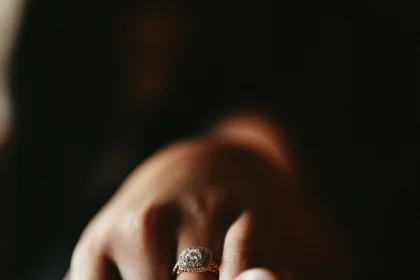 De ce femeile își doresc mai mult căsătoria decât bărbații? Motive surprinzătoare