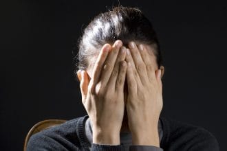 Descoperire majoră: genele fac femeile mai predispuse la depresie, confirmă un nou studiu