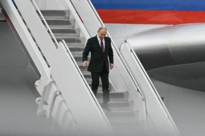 Bulgaria ar putea permite avionului care îl duce pe Putin la Budapesta să-i traverseze spaţiul aerian, anunță ministrul de externe