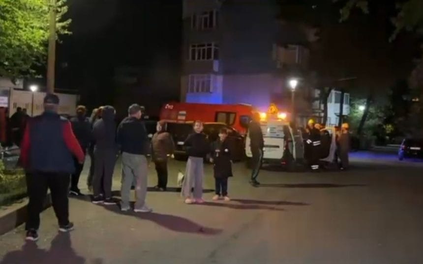 Alertă în Caracal: Zeci de oameni au fost evacuați dintr-un bloc unde s-a simțit miros de gaz