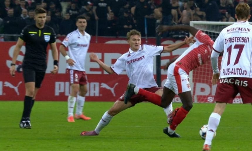 Vulturar a fost la Comisie după ce a luat roșu în derby-ul cu Dinamo! Ce meciuri ratează și ce soluții U21 are Gâlcă