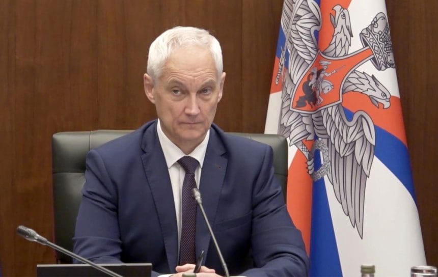 Ministrul rus al Apărării acuză Statele Unite că „exersează un atac nuclear” asupra Rusiei